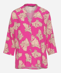 Shirt with a texture