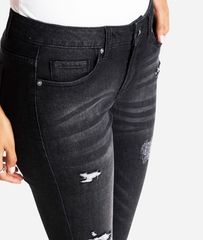 Jeans with embroidery