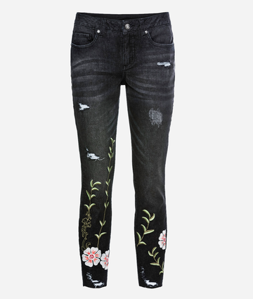 Jeans with embroidery